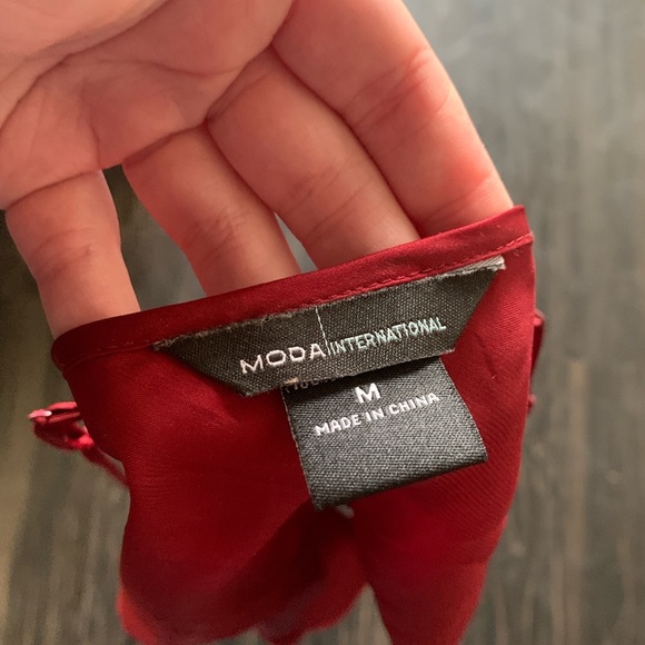 Moda International Tank - Picture 2 of 2